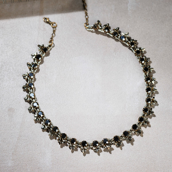 LACE anthracite necklace